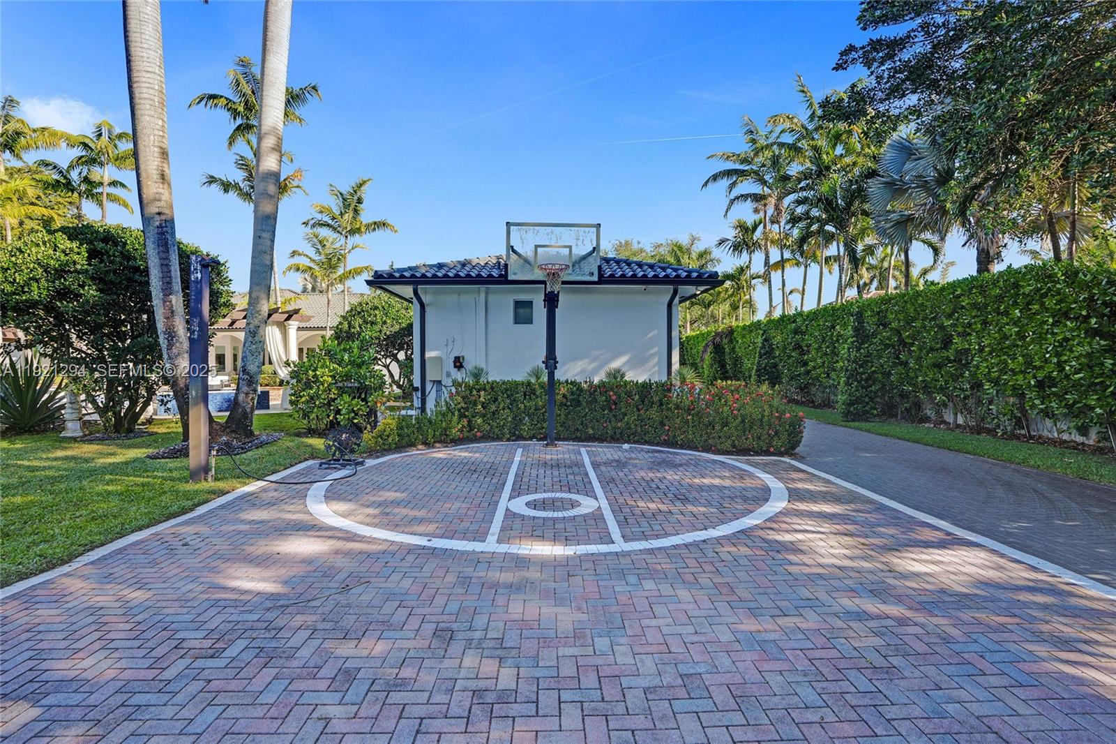 10400 SW 62nd St Miami, FL 33173