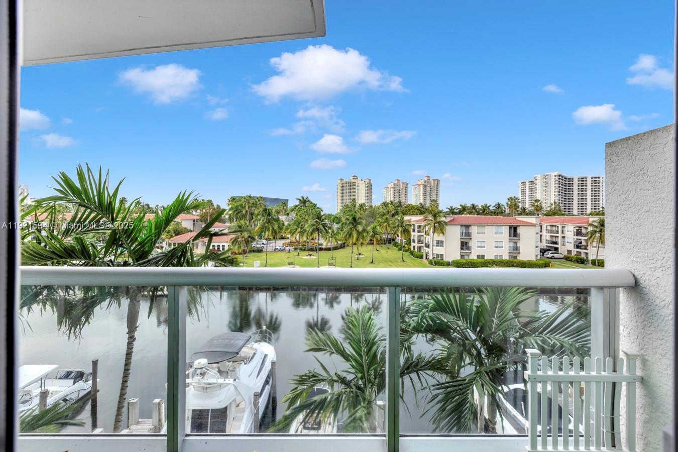 image The Atrium At Aventura40