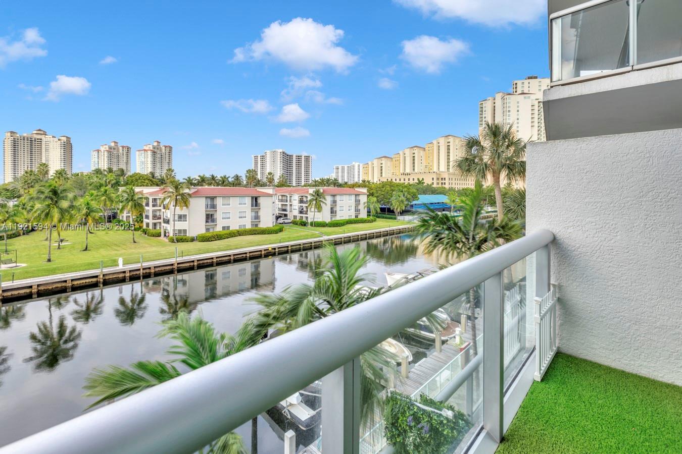 image The Atrium At Aventura43