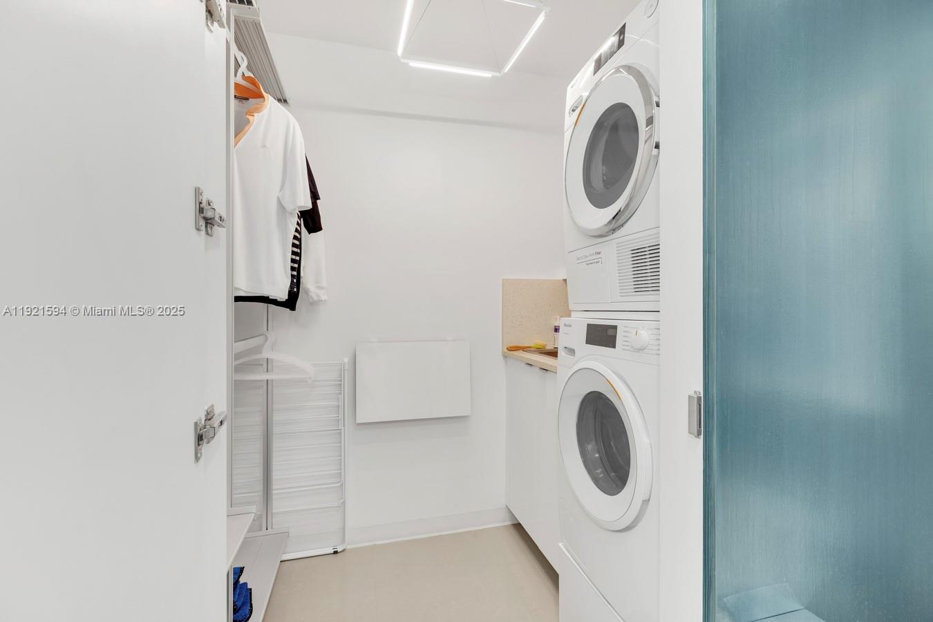 image The Atrium At Aventura47