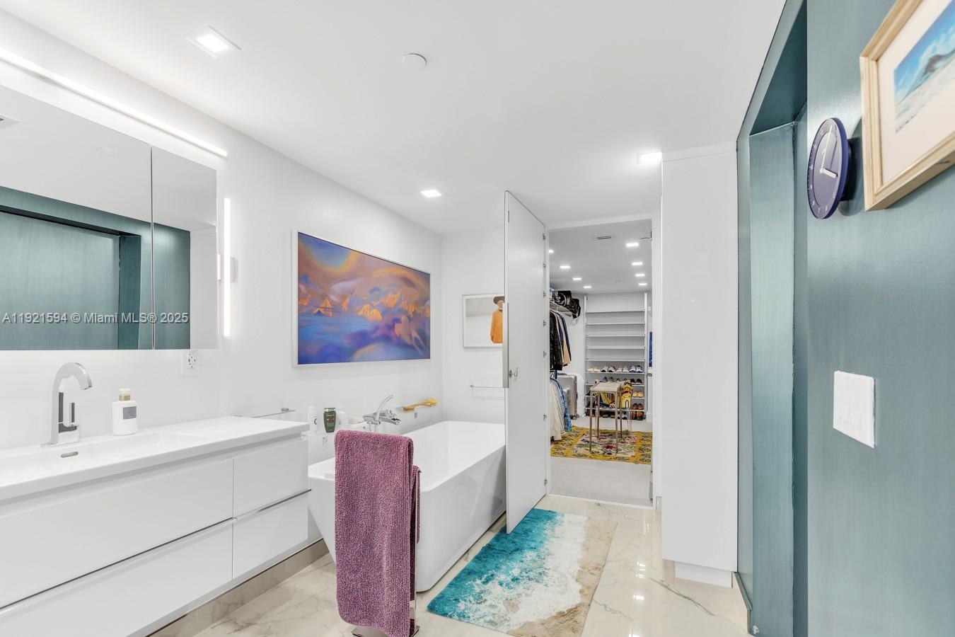 image The Atrium At Aventura51