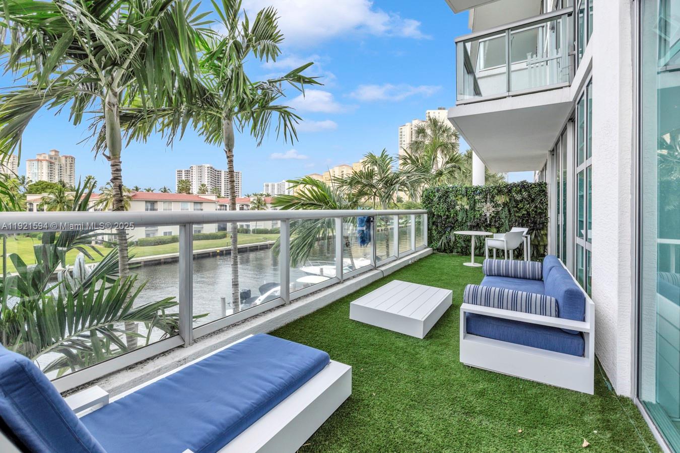 image The Atrium At Aventura55