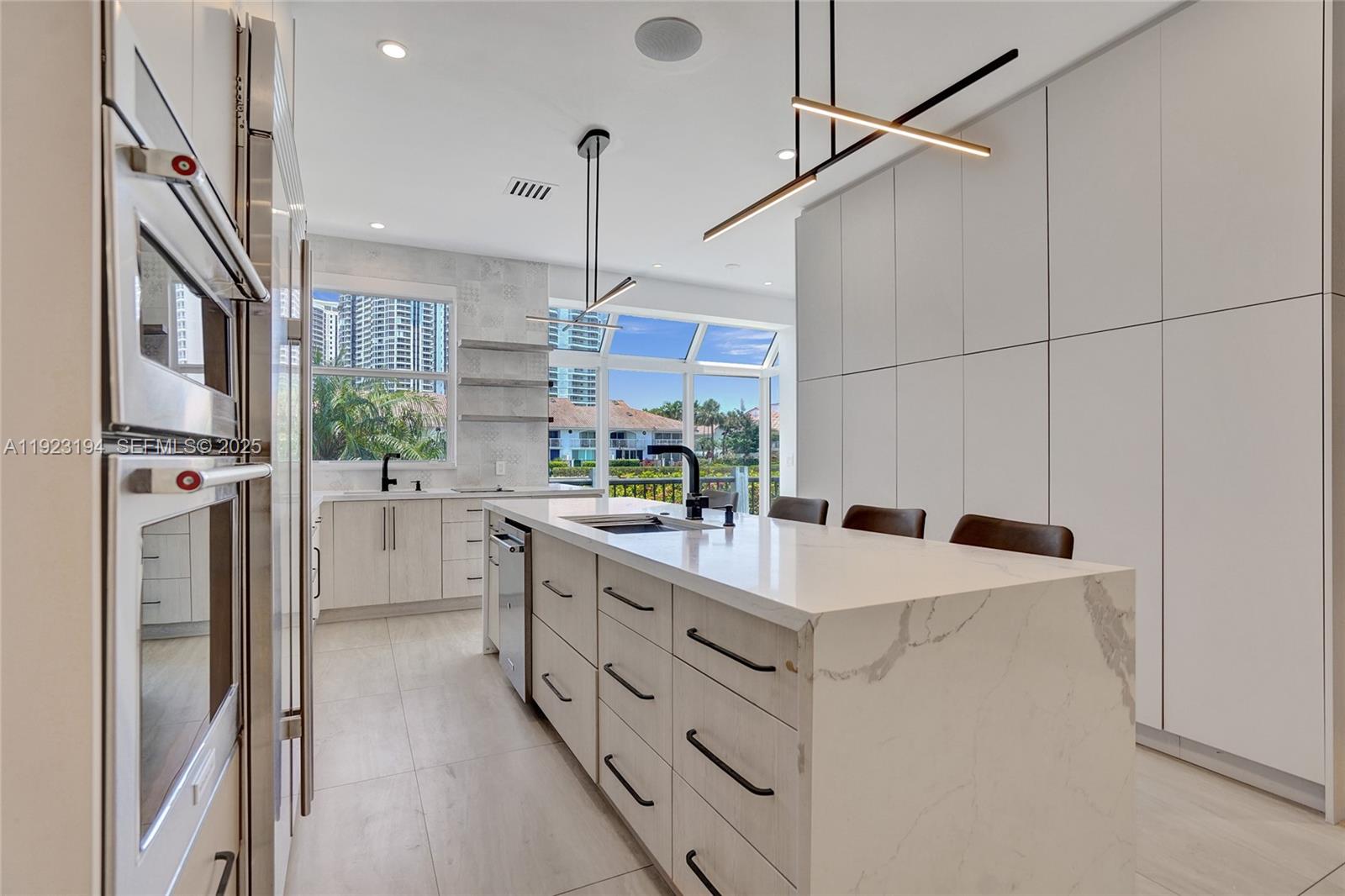 3757 NE 208th Te Aventura, FL 33180