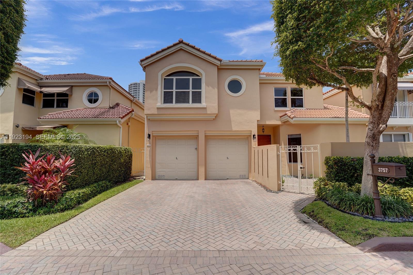 3757 NE 208th Te Aventura, FL 33180