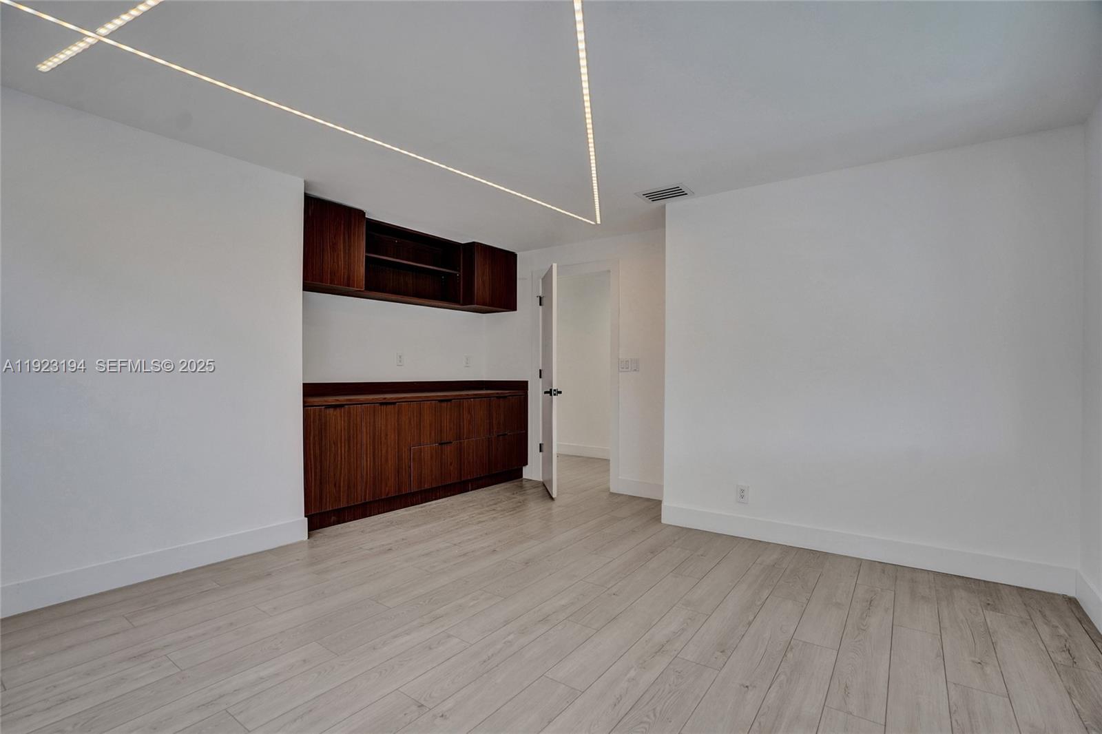 3757 NE 208th Te Aventura, FL 33180