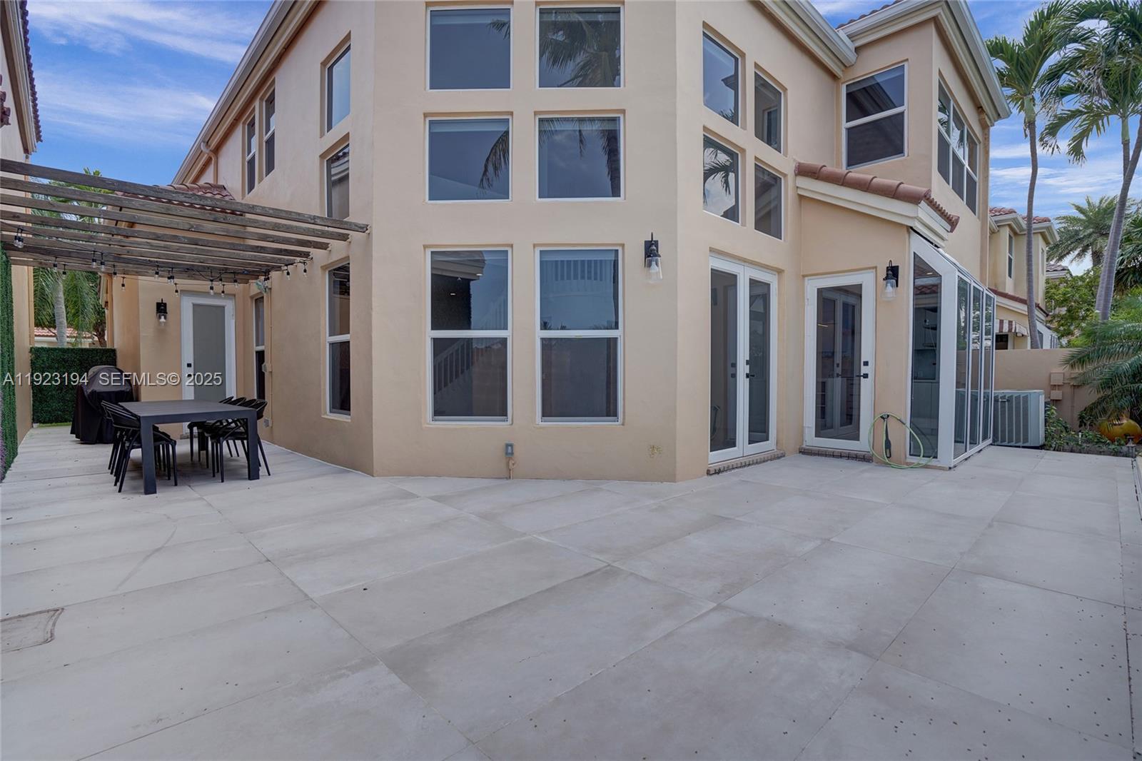 3757 NE 208th Te Aventura, FL 33180