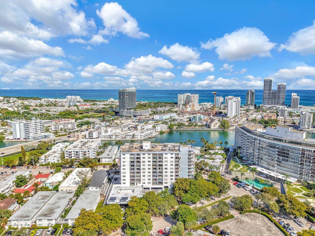 6900 Bay Dr #6B Miami Beach, FL 33141