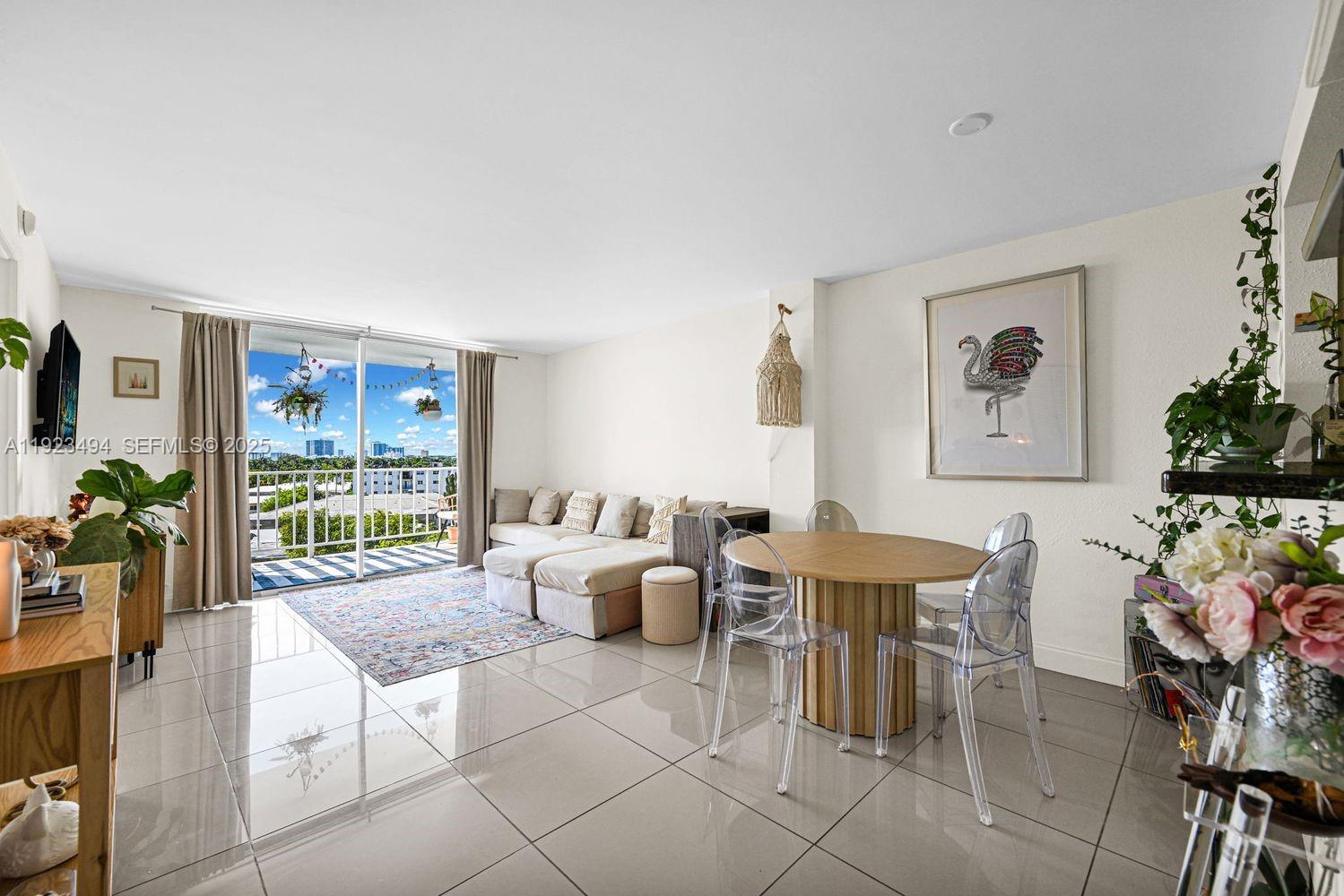 6900 Bay Dr #6B Miami Beach, FL 33141