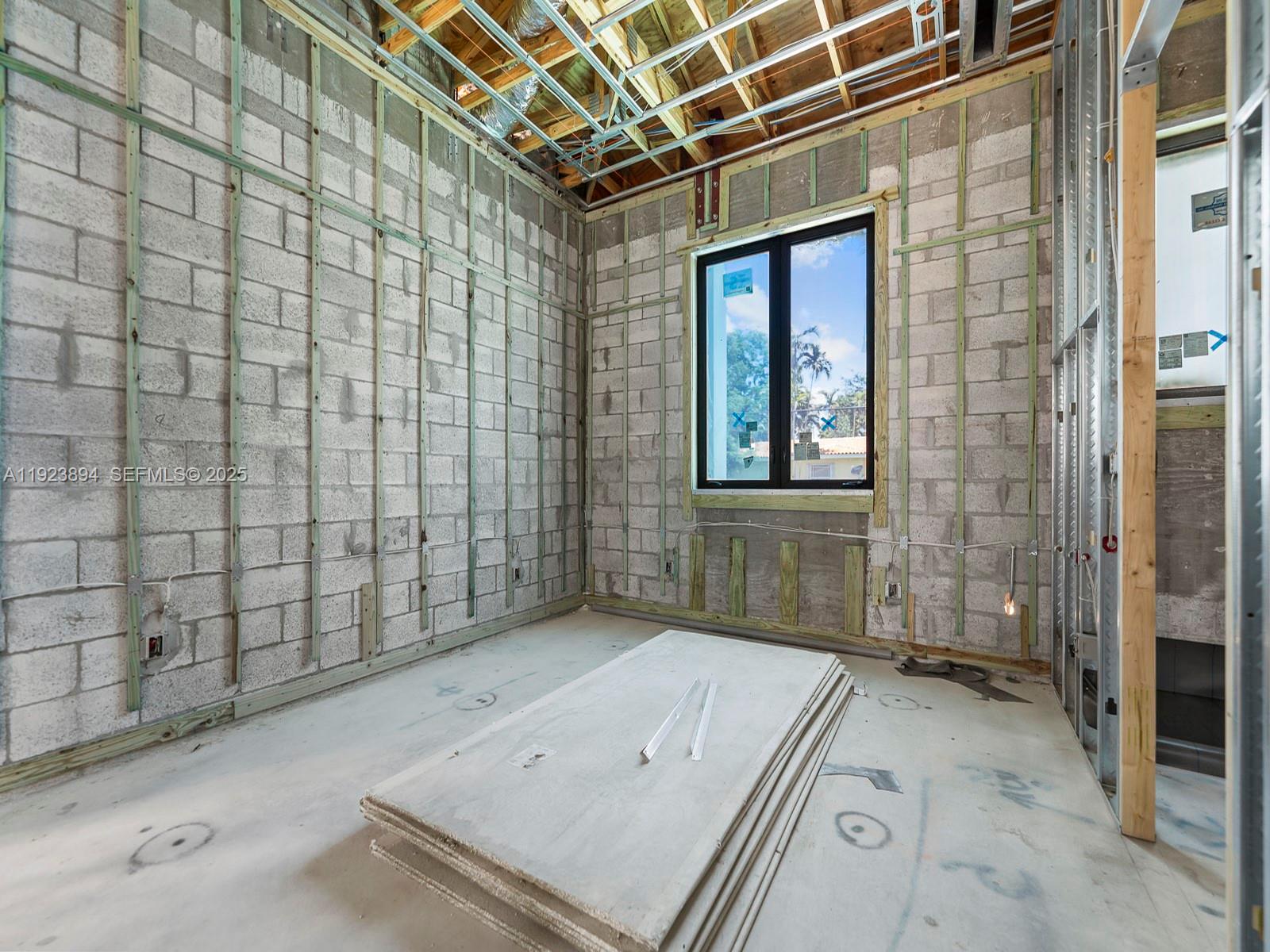 8275 SW 93rd St Miami, FL 33156