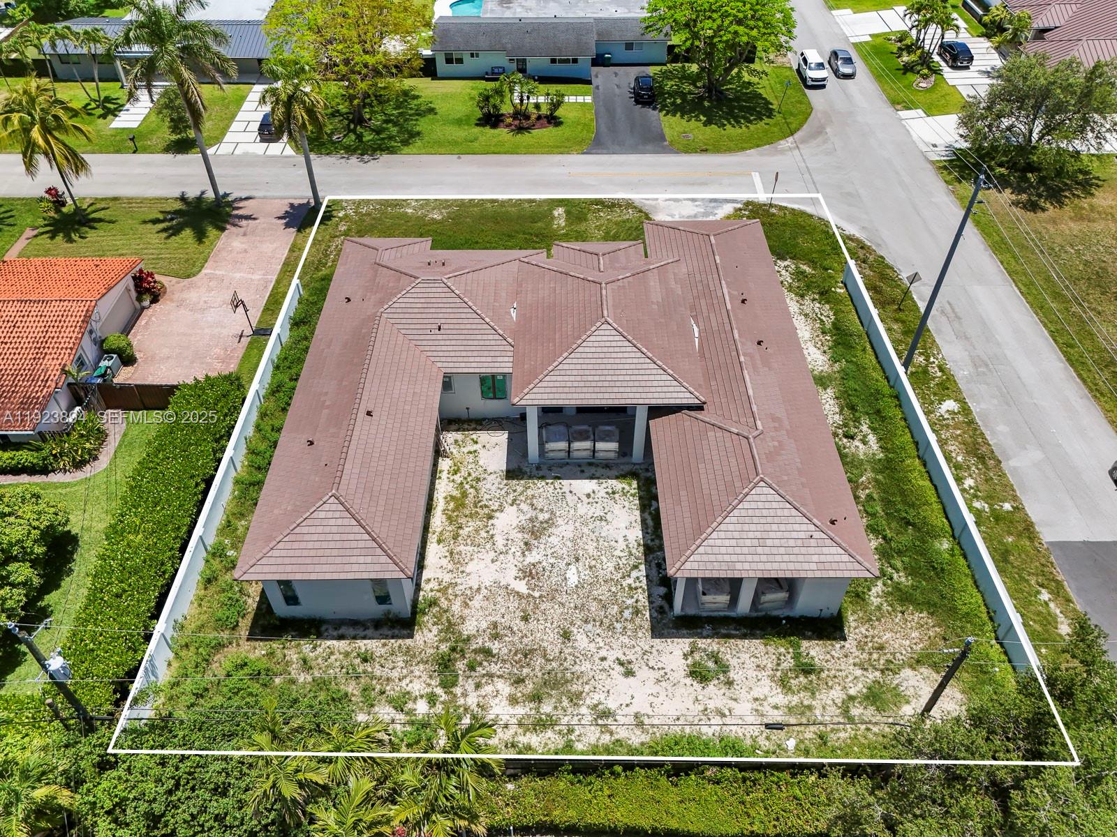 8275 SW 93rd St Miami, FL 33156