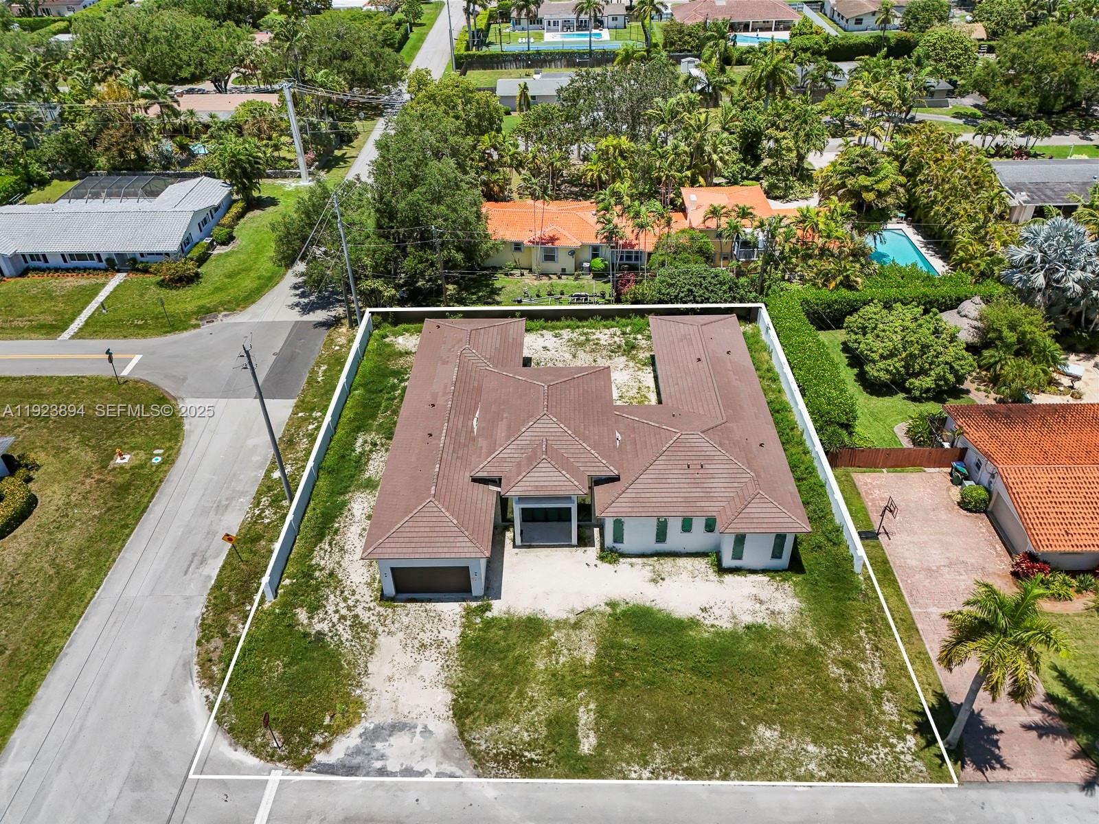 8275 SW 93rd St Miami, FL 33156