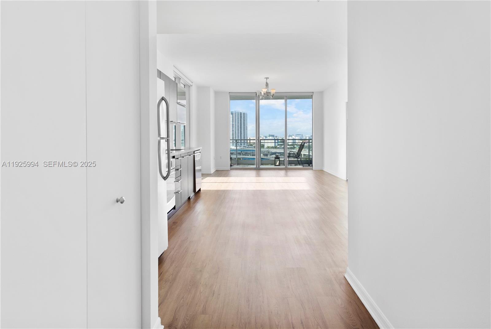 90 SW 3rd St #1512 Miami, FL 33130