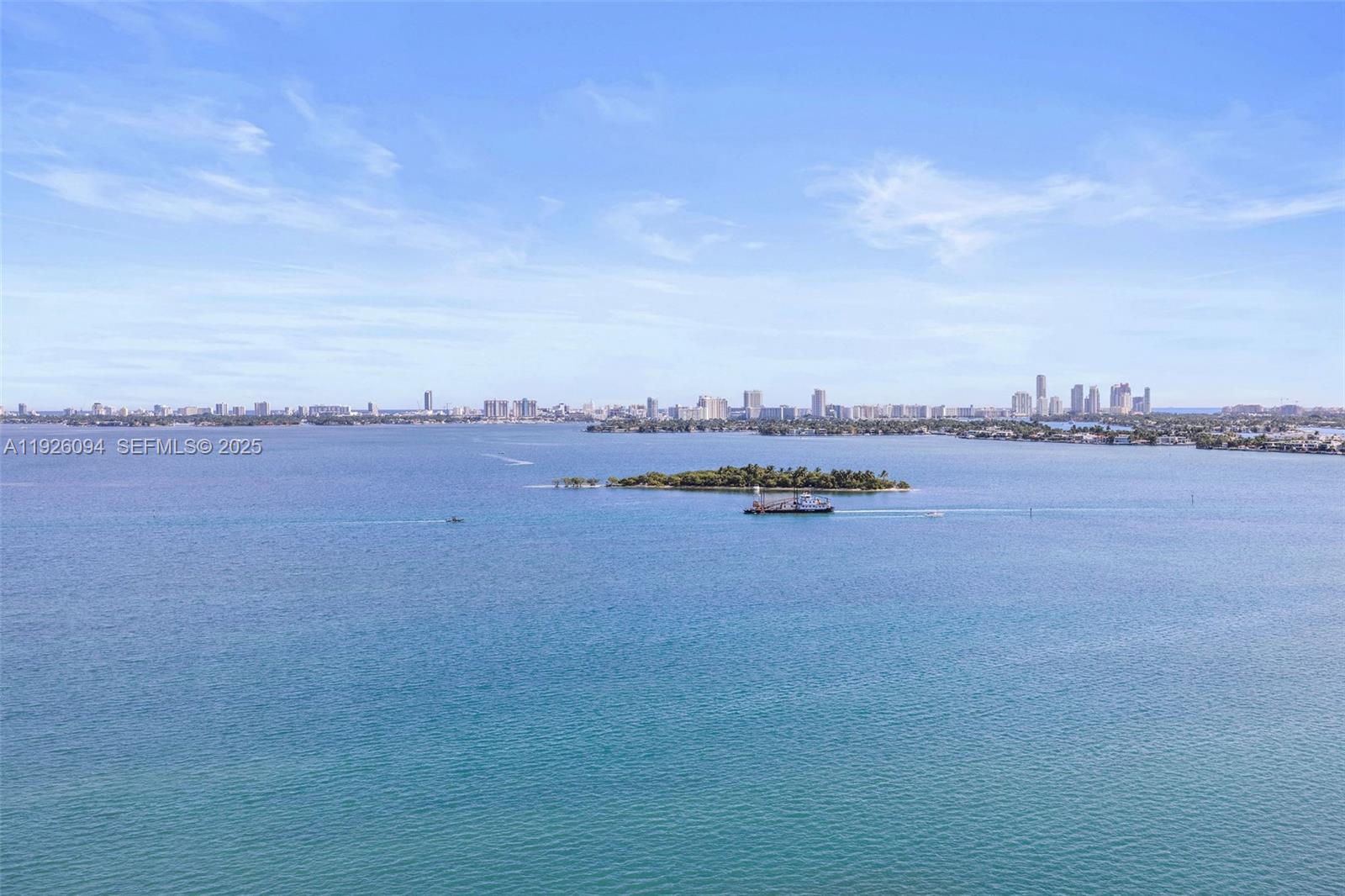 image Onyx on the Bay25