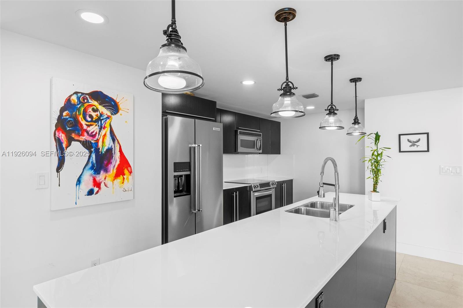 image Onyx on the Bay8