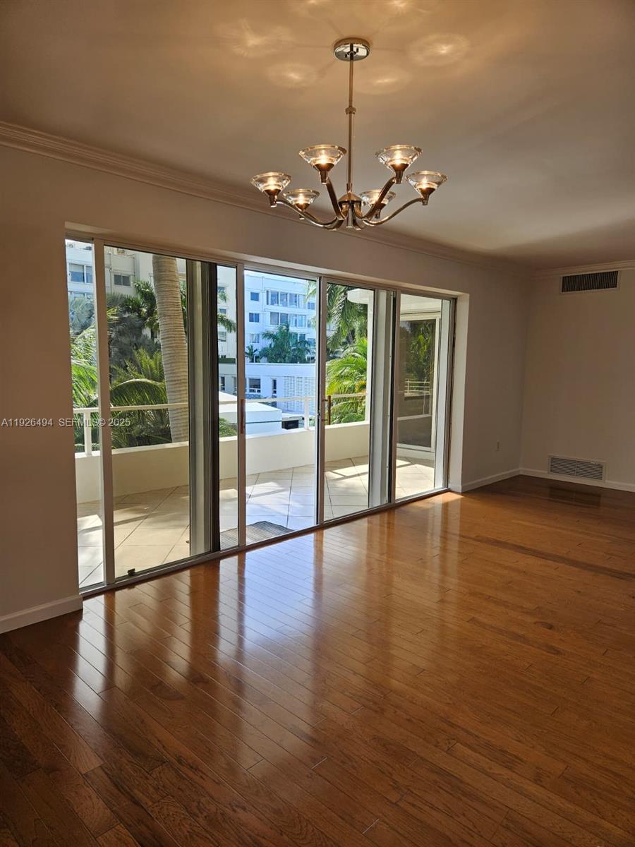 44 Cocoanut Row #306-A Palm Beach, FL 33480