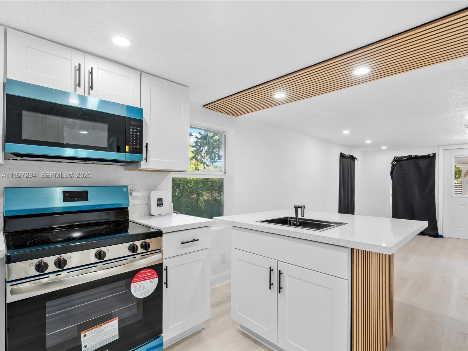 1829 NW 62nd Ter Miami, FL 33147