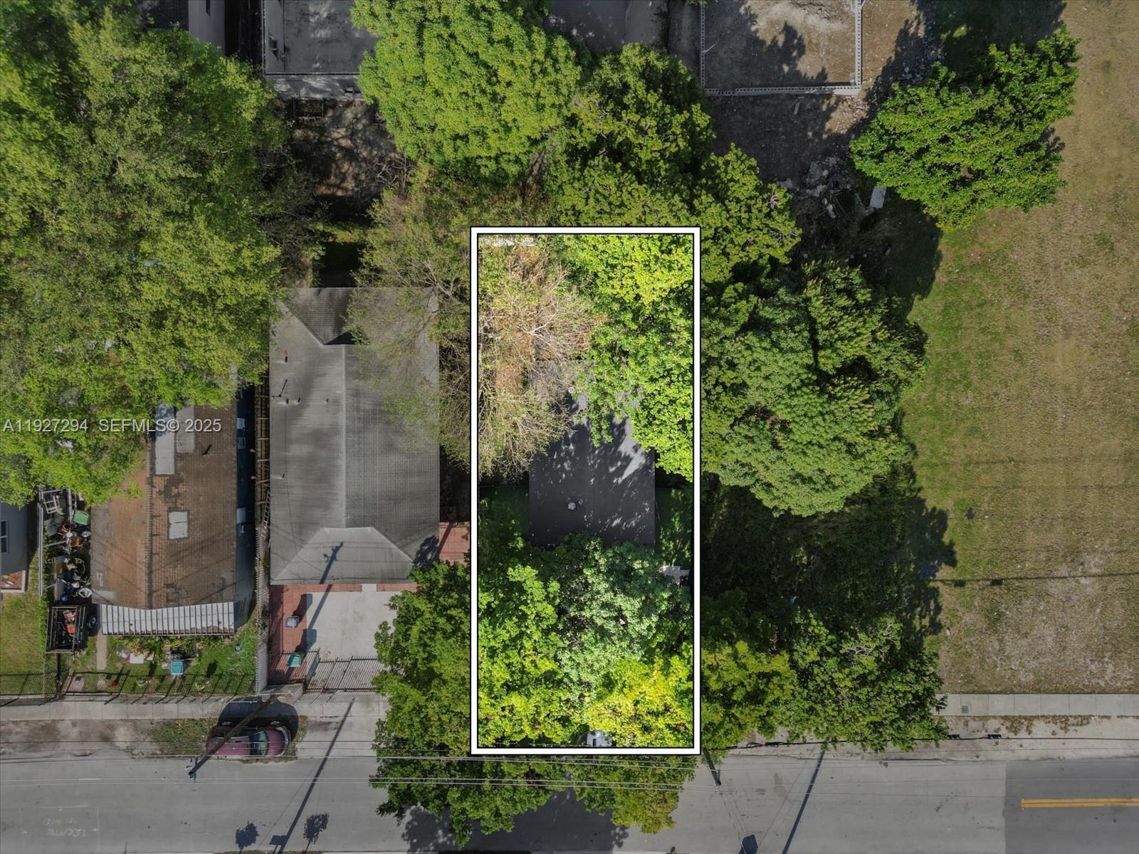 1829 NW 62nd Ter Miami, FL 33147