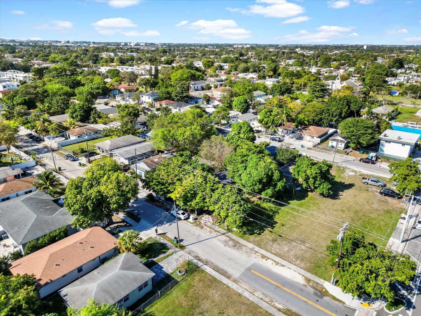 1829 NW 62nd Ter Miami, FL 33147