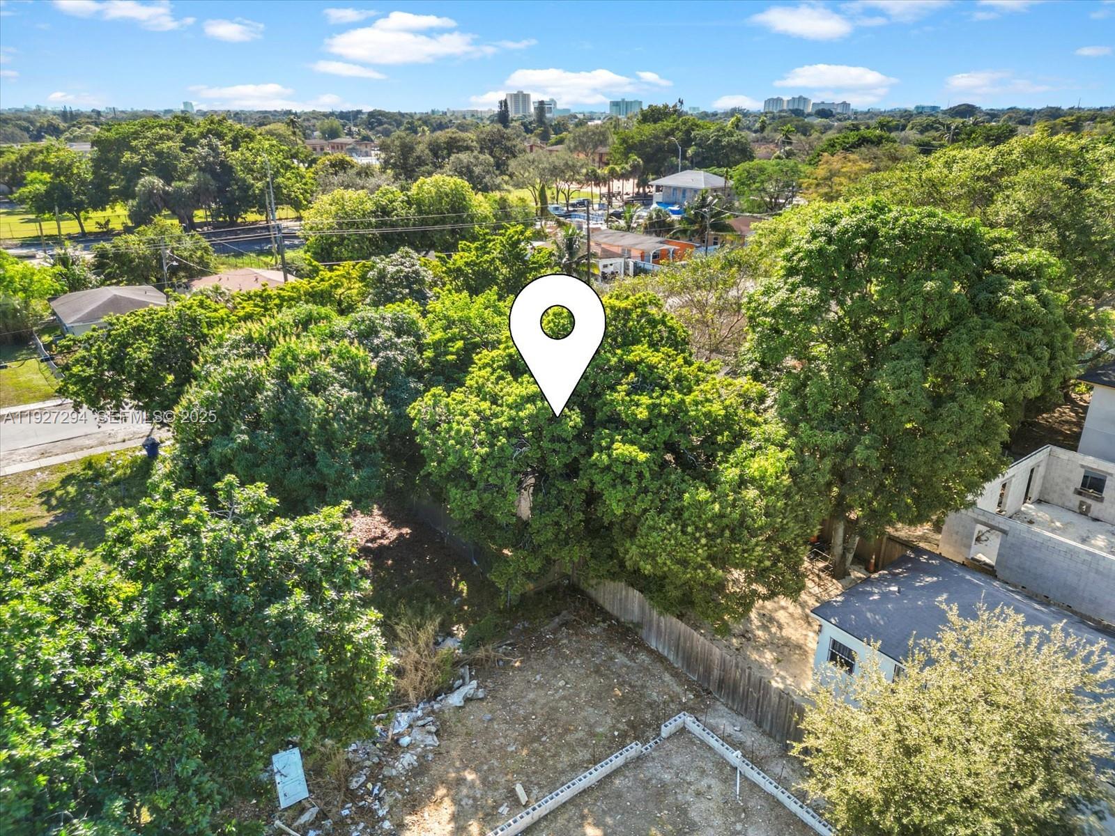 1829 NW 62nd Ter Miami, FL 33147