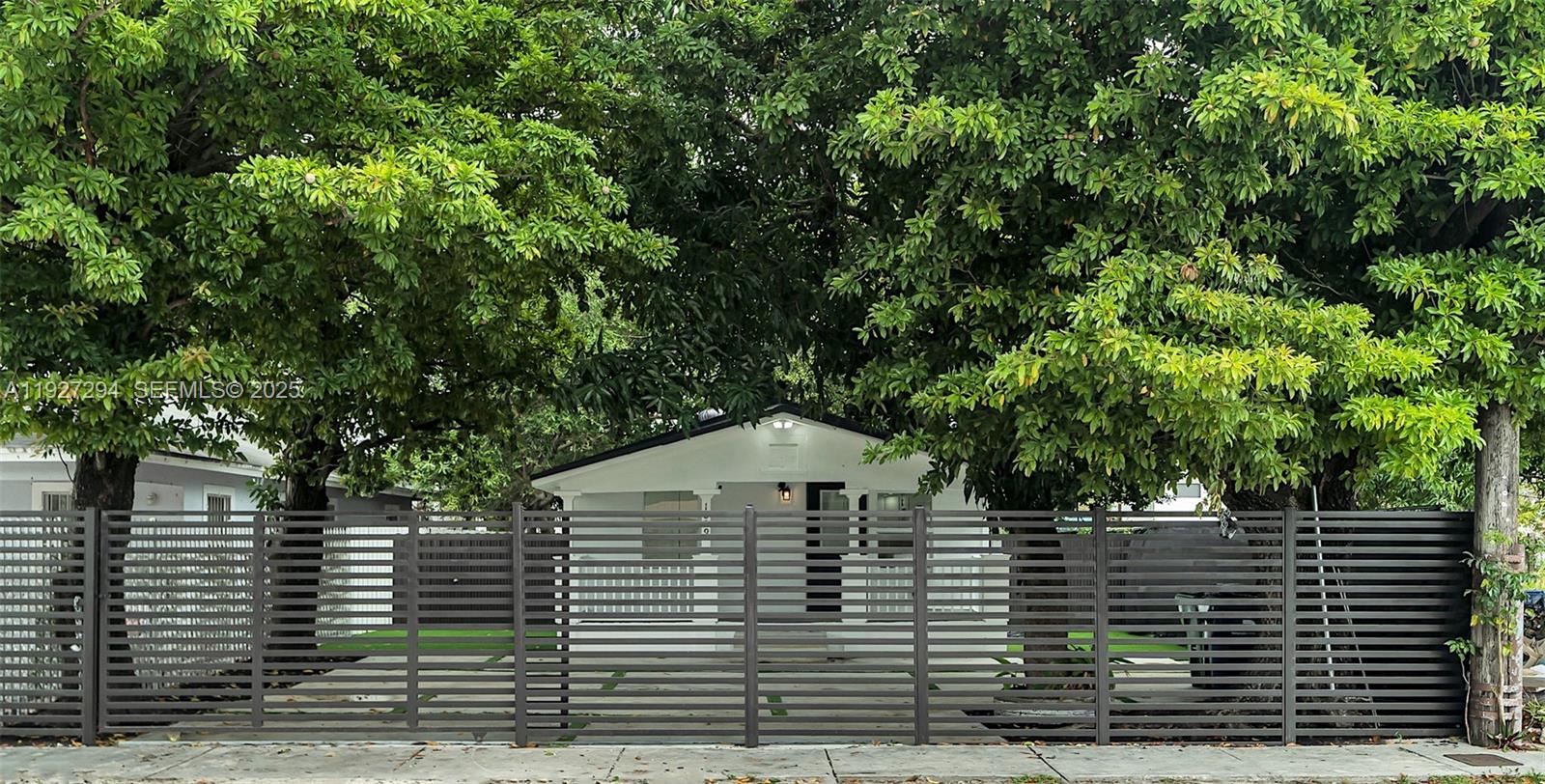 1829 NW 62nd Ter Miami, FL 33147