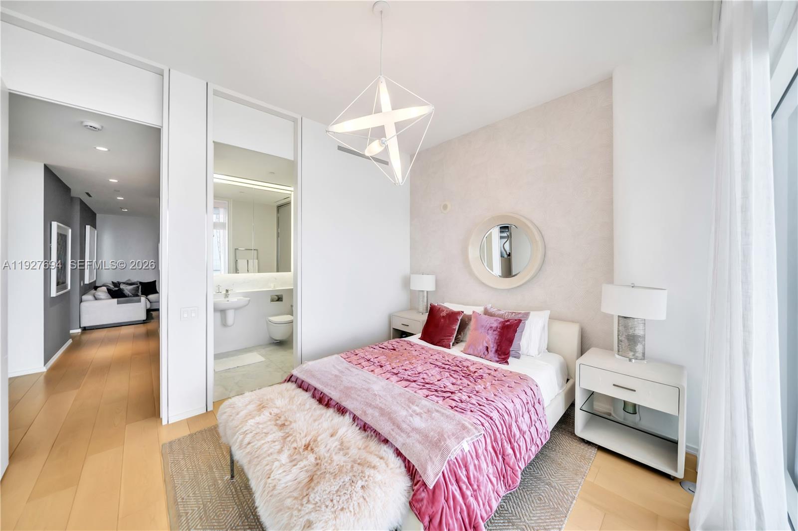 3315 Collins Ave #10A Miami Beach, FL 33140