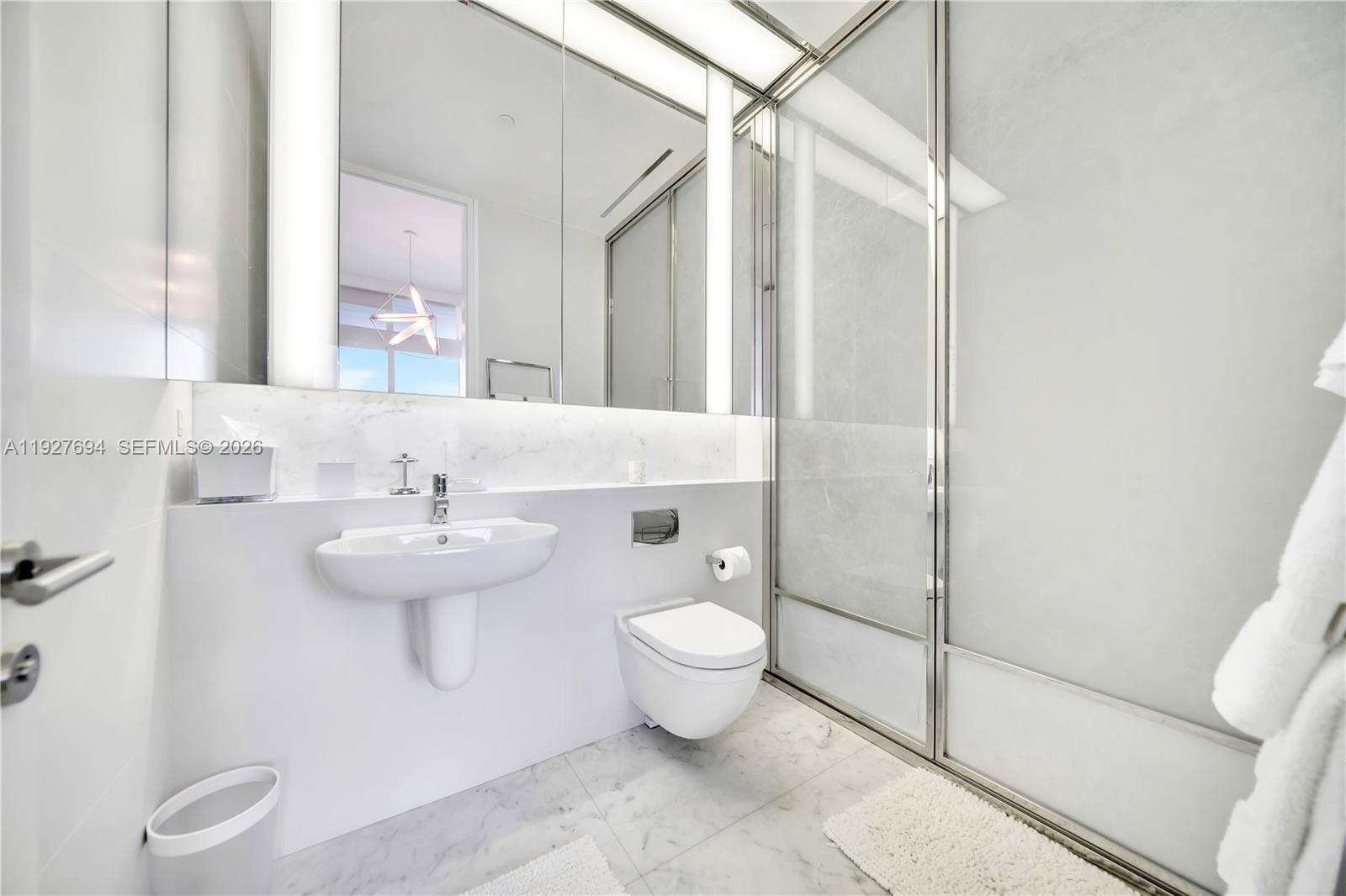 3315 Collins Ave #10A Miami Beach, FL 33140