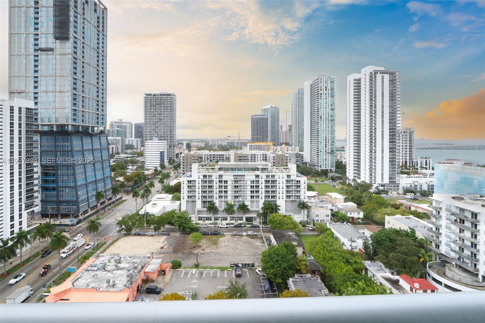 image Gallery Art Condos1