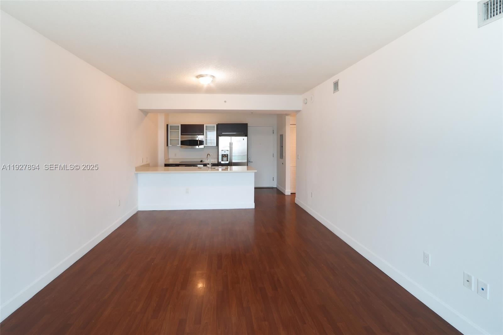 image Gallery Art Condos19