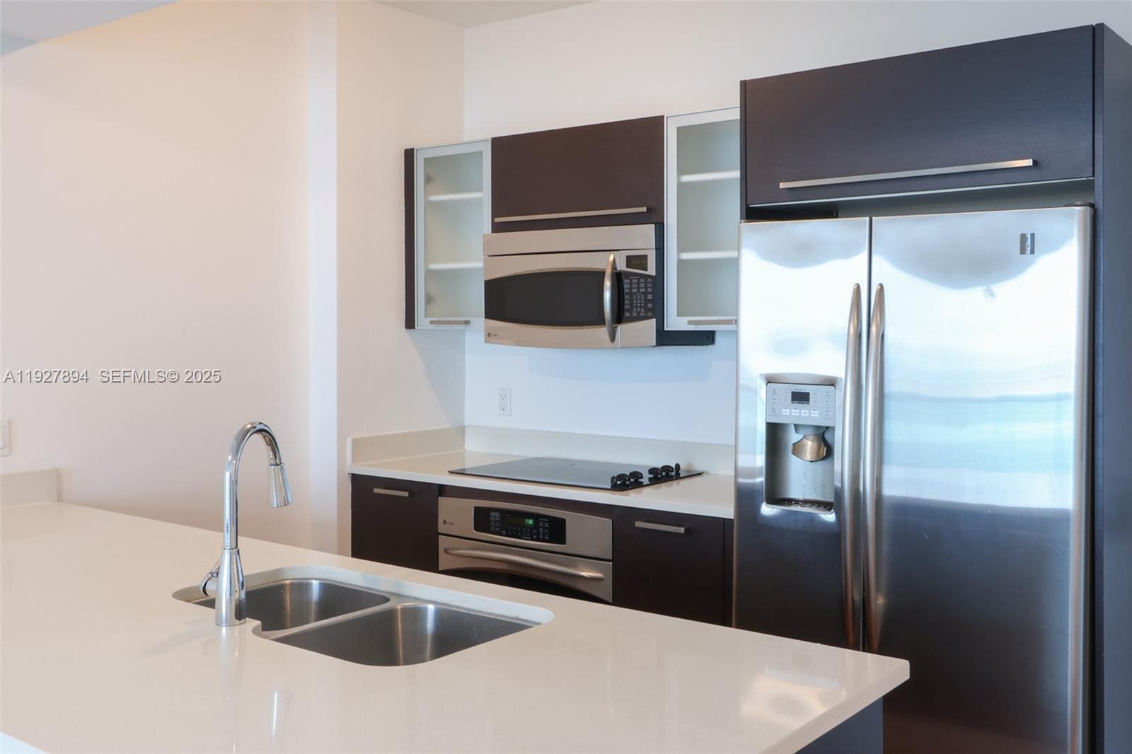 image Gallery Art Condos21