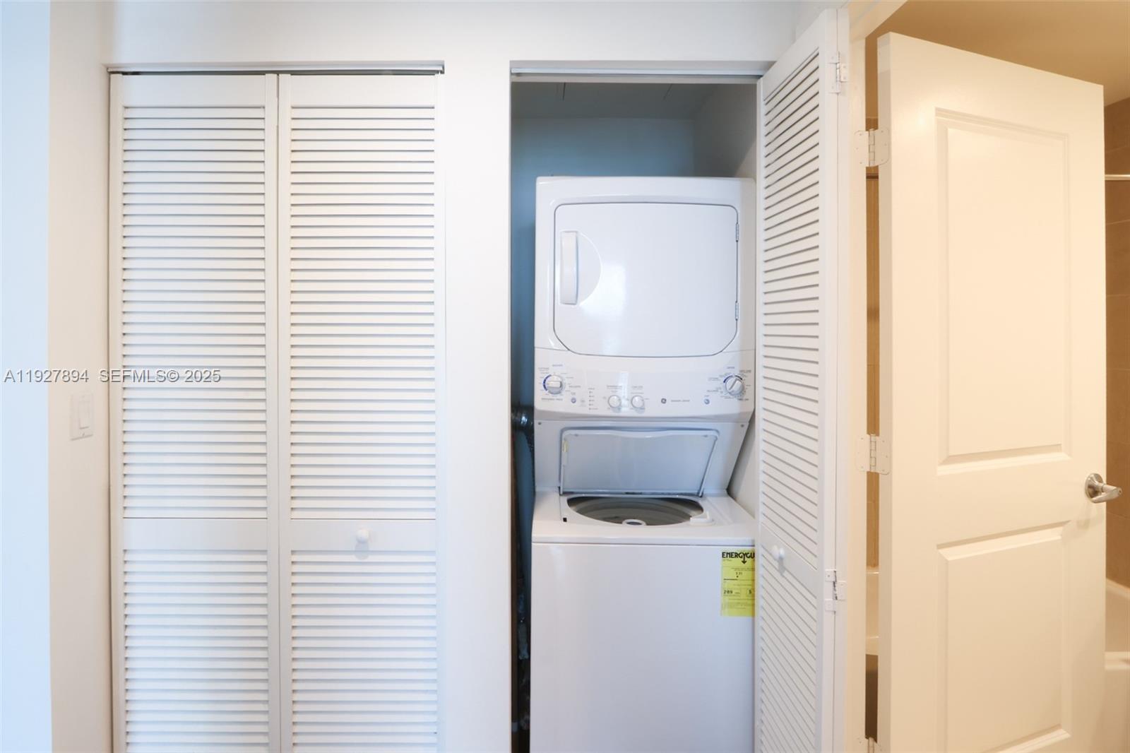 image Gallery Art Condos24