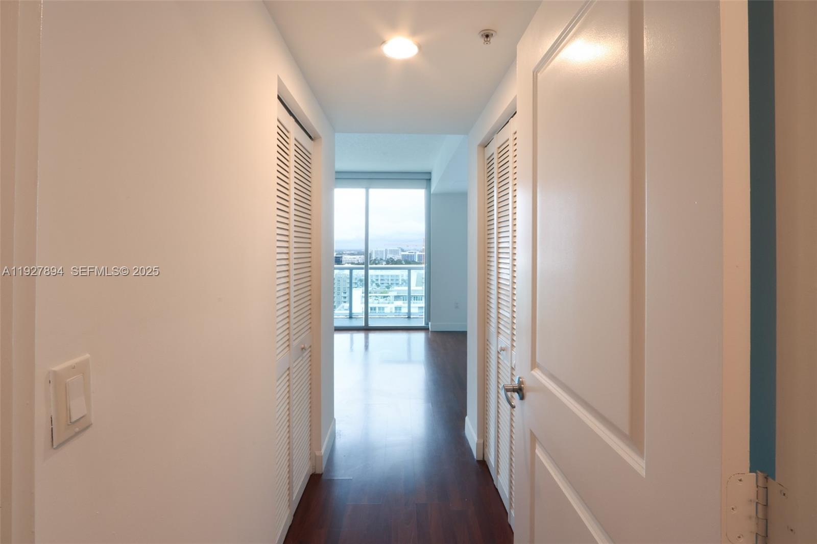 image Gallery Art Condos27