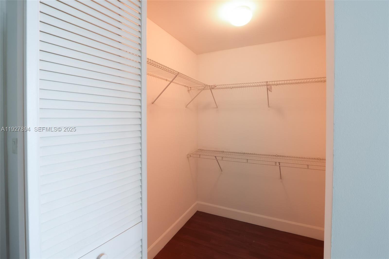 image Gallery Art Condos31