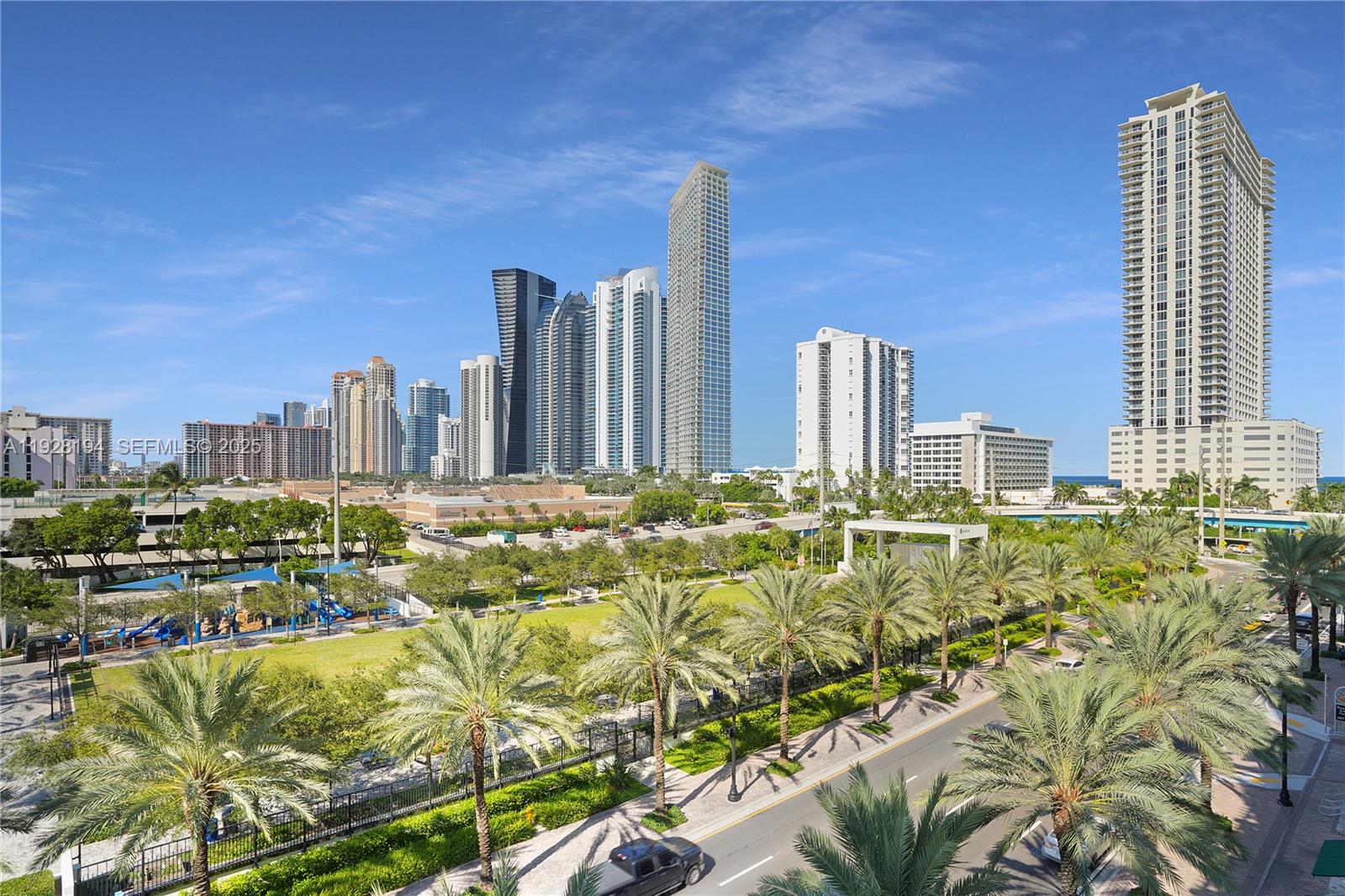 image St Tropez Sunny Isles27