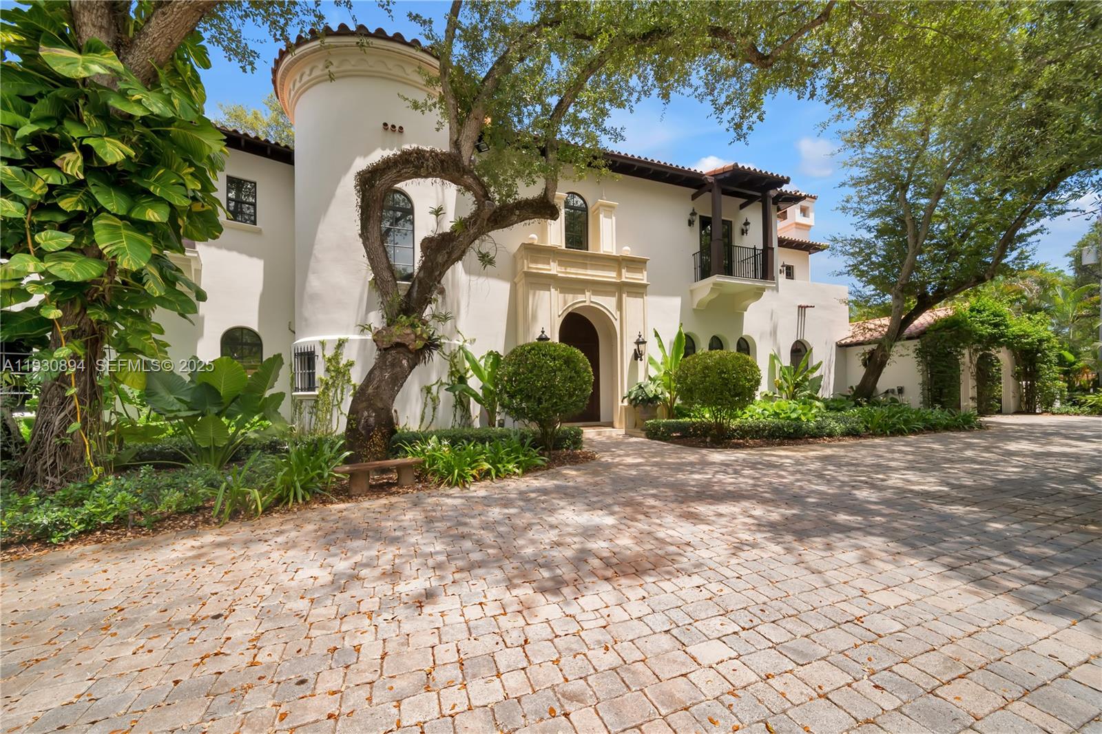 8301 SW 53rd Ave Miami, FL 33143