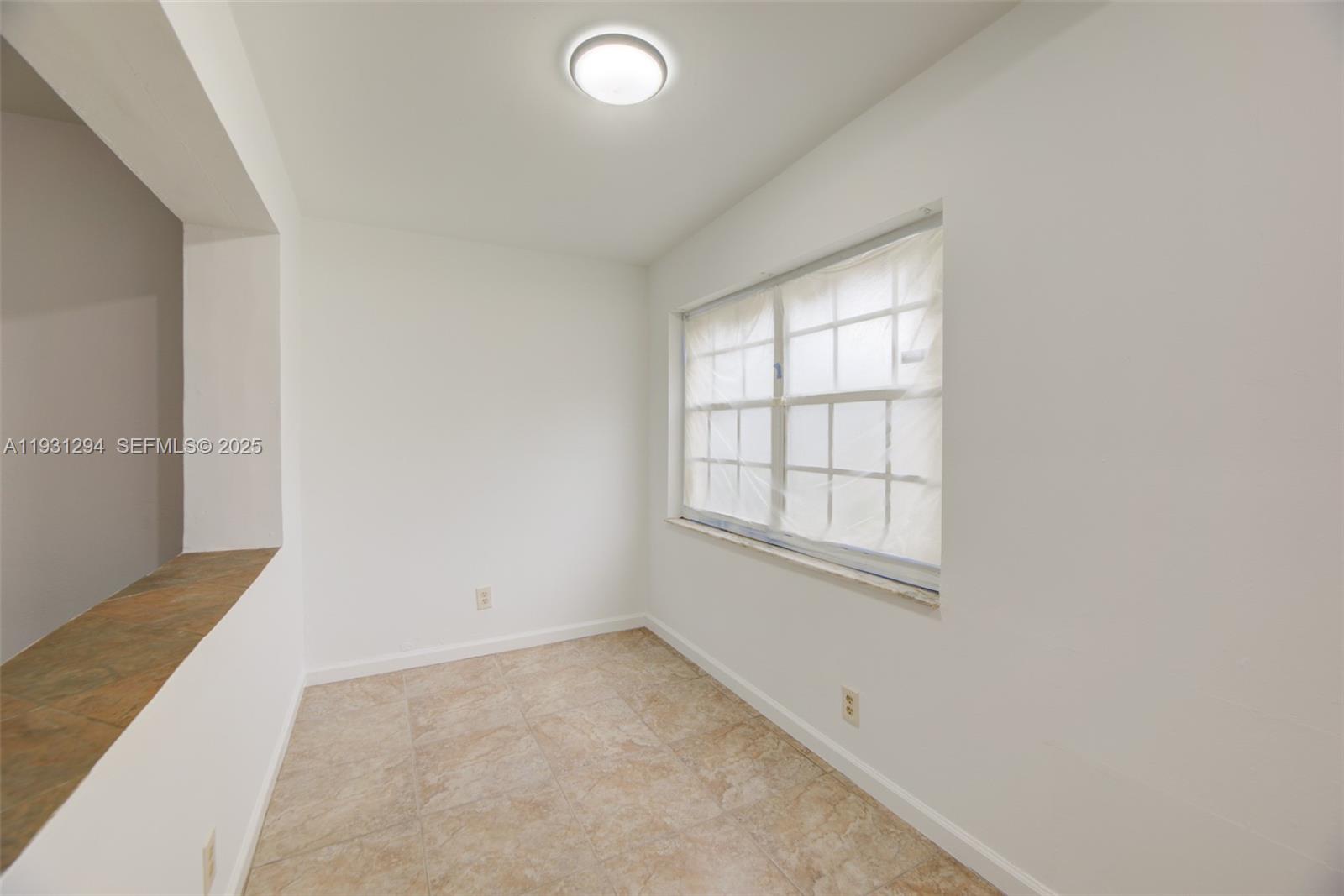 2063 NE 173rd St North Miami Beach, FL 33162