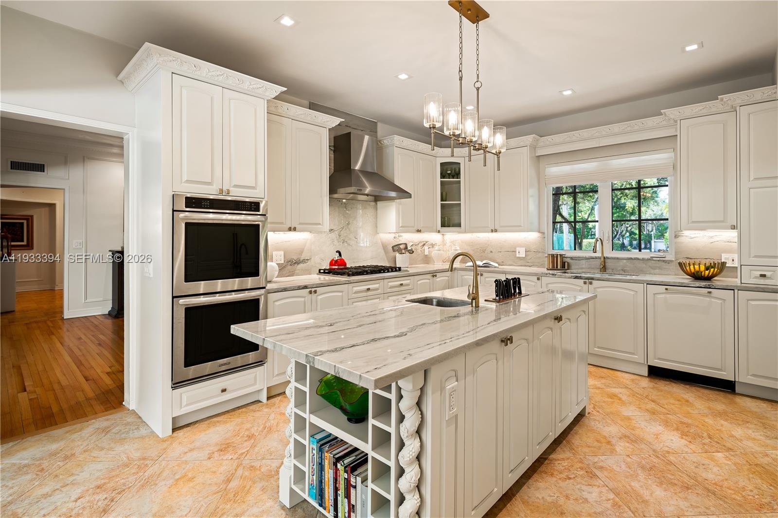 4871 SW 74th Ter Miami, FL 33143