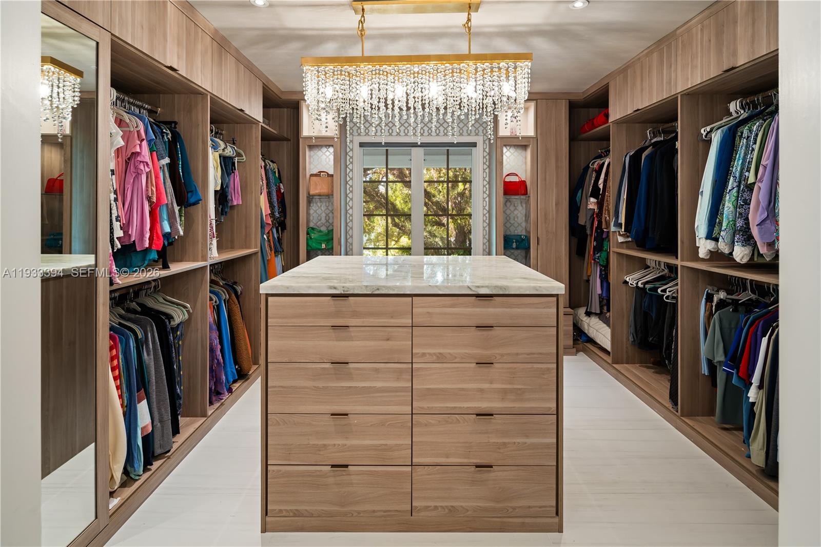 4871 SW 74th Ter Miami, FL 33143