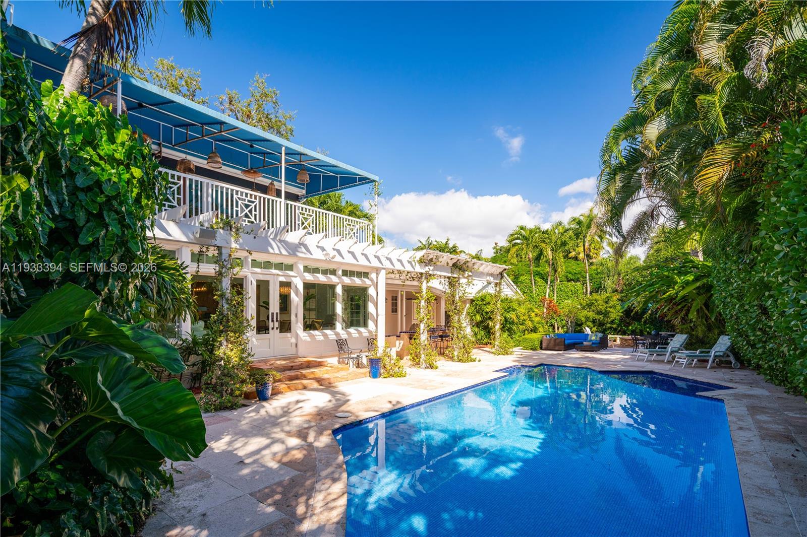 4871 SW 74th Ter Miami, FL 33143