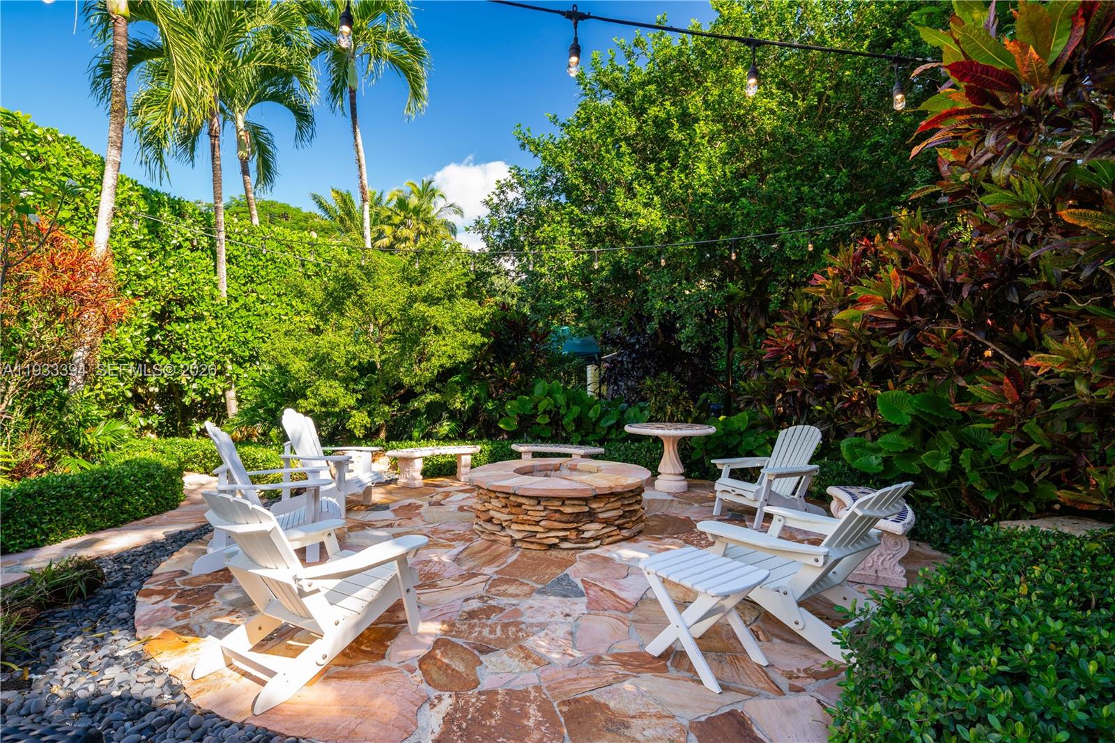 4871 SW 74th Ter Miami, FL 33143