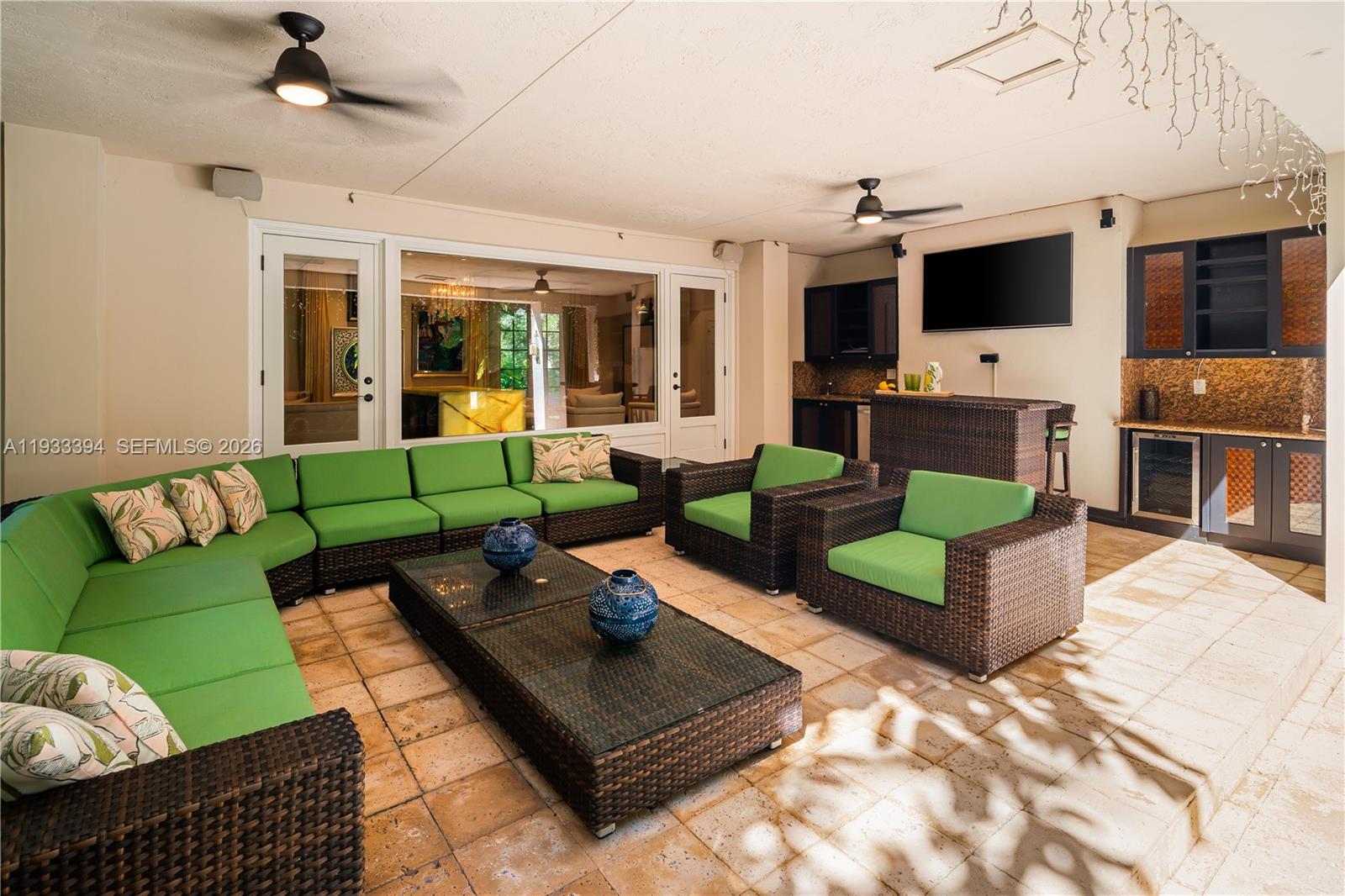 4871 SW 74th Ter Miami, FL 33143