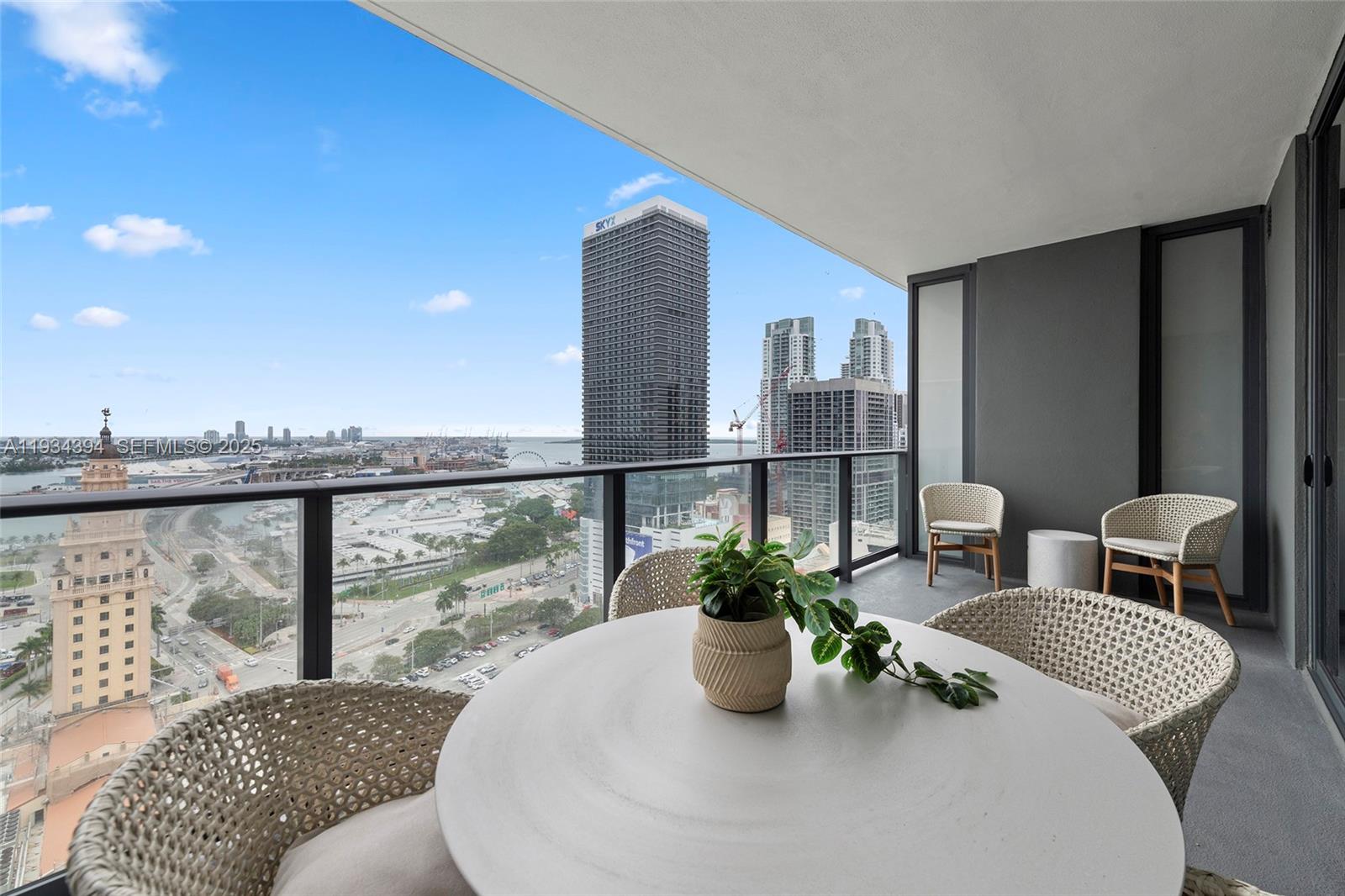 image Gale Miami Hotel & Residences1