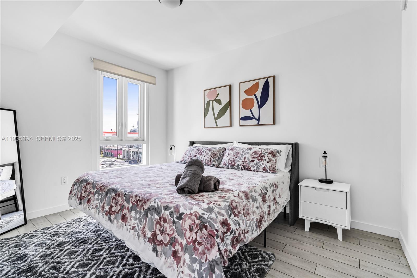 image 26 Edgewater12