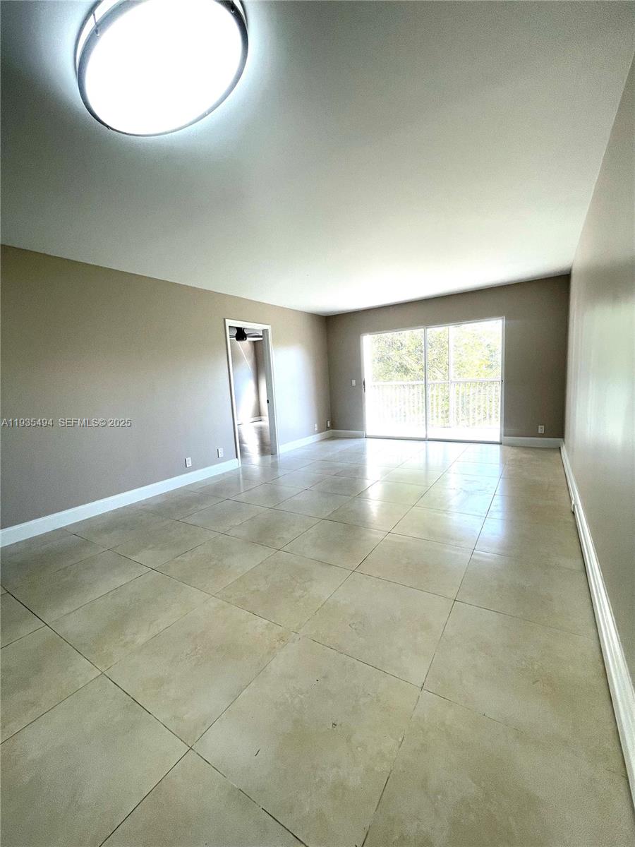 1251 SW 125th Ave #311T Pembroke Pines, FL 33027
