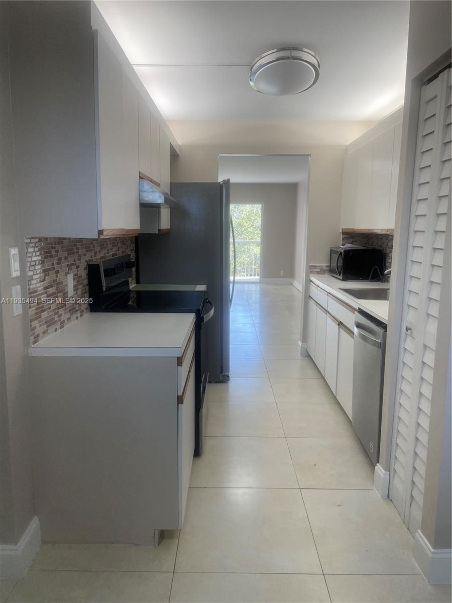 1251 SW 125th Ave #311T Pembroke Pines, FL 33027