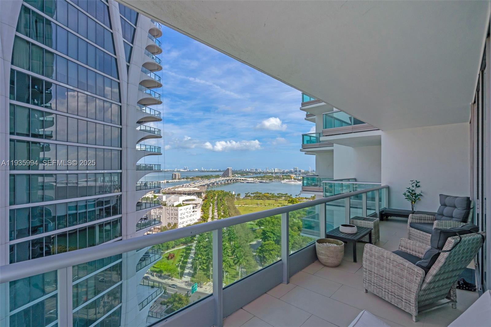 900 Biscayne Blvd #2312