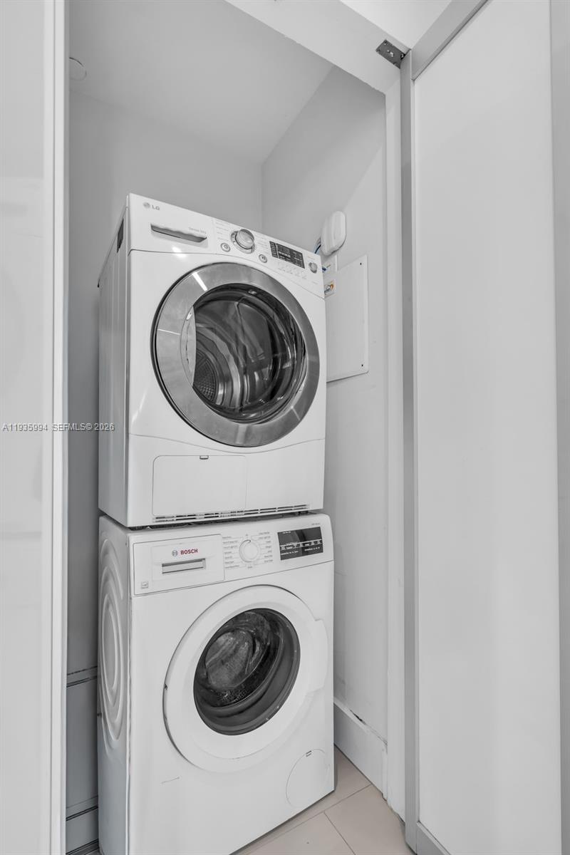 image 900 Biscayne Bay25