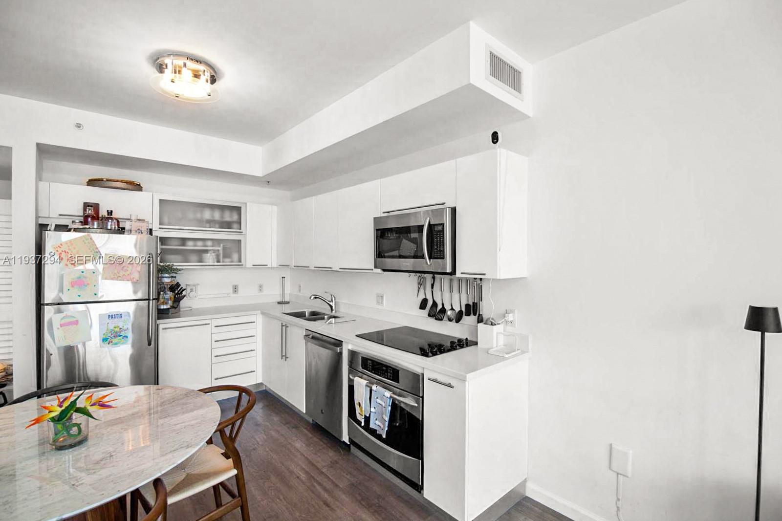 image The Ivy at Riverfront2