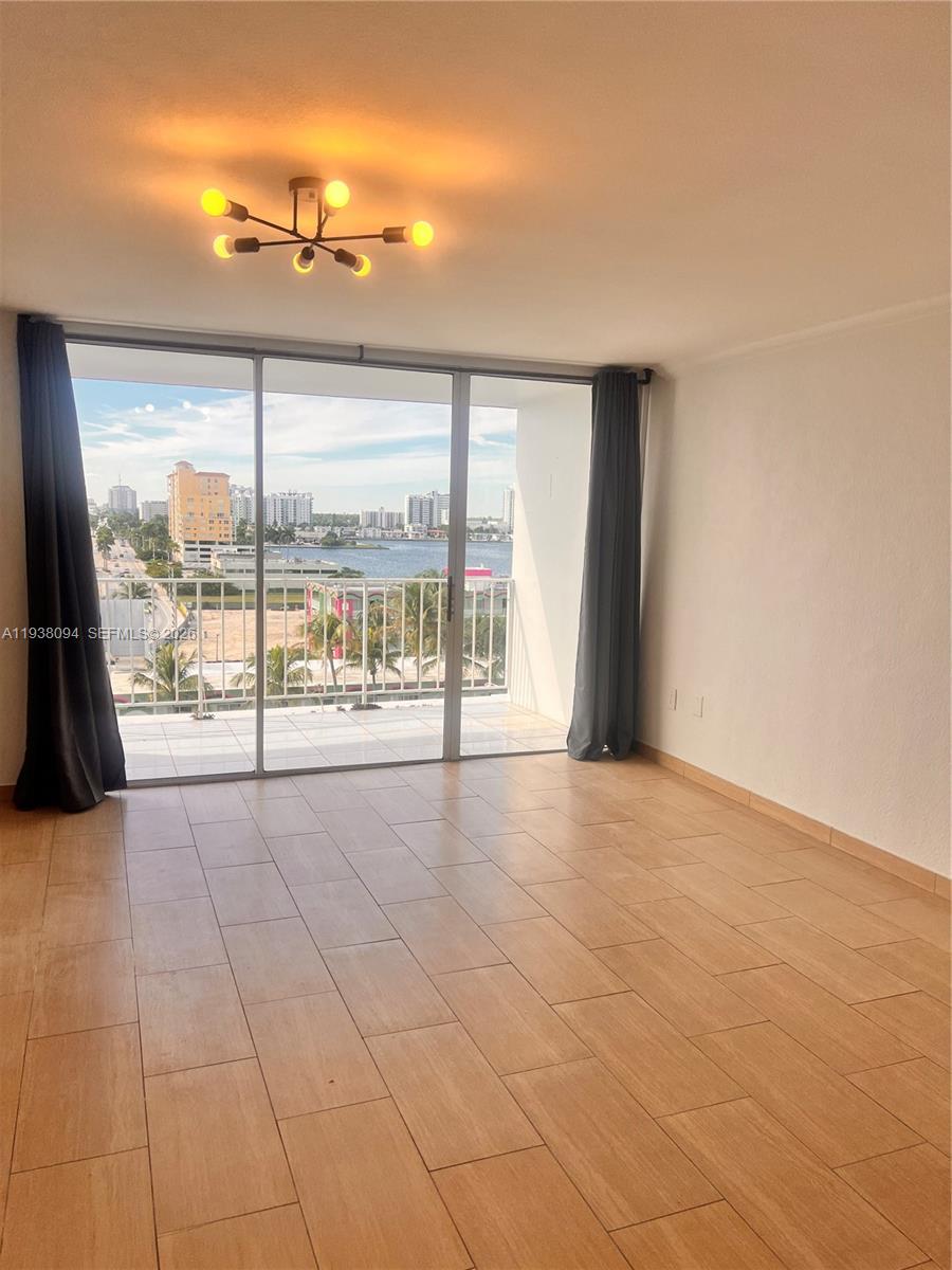 1865 79th St Cswy #9L