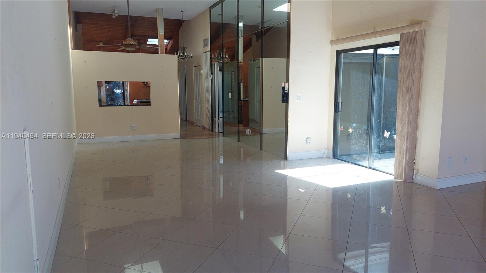 2675 S Parkview Dr #2675