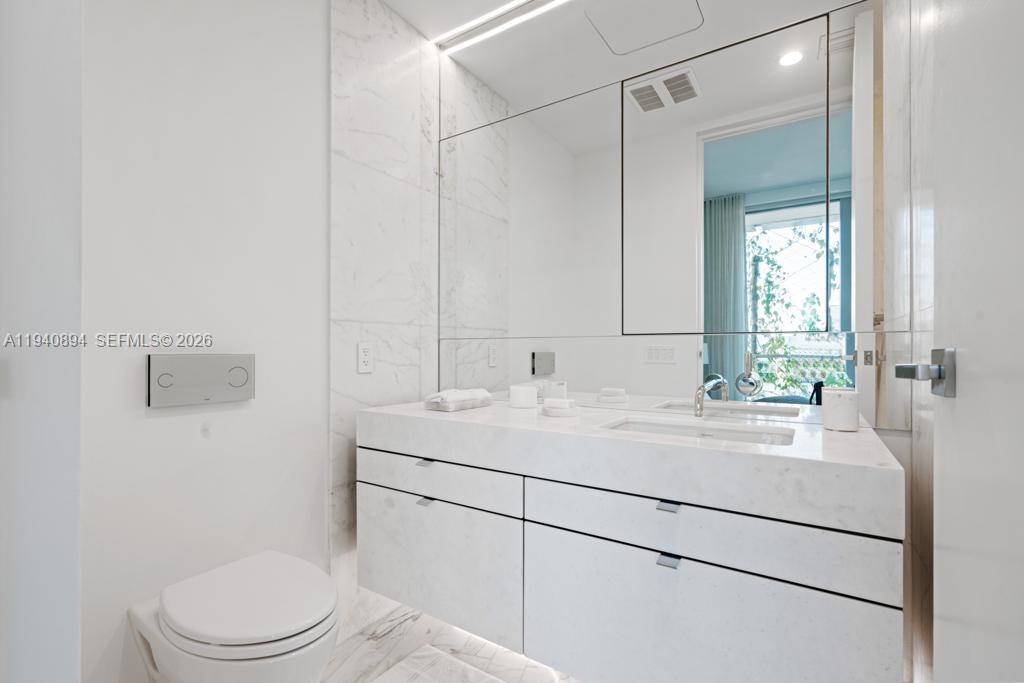 image Monad Terrace18